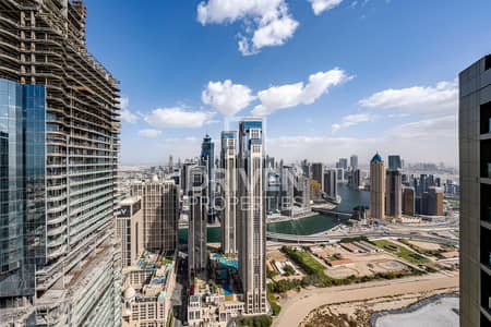 1 Bedroom Apartment for Sale in Business Bay, Dubai - Maids Room | Investor Deal | Prime Location 1 Bedroom Apartment for Sale in Business Bay, Dubai - Maids Room | Investor Deal | Prime Location