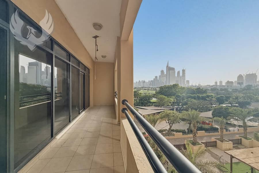 Vacant | Spacious & Bright | Partial Golf View Vacant | Spacious & Bright | Partial Golf View