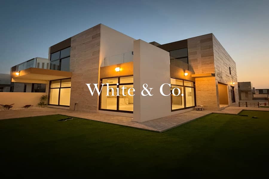 Brand New | End Unit | Landscaped Brand New | End Unit | Landscaped