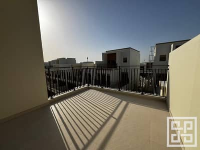 5 Camere Townhouse in Affitto a DAMAC Lagoons, Dubai - 3. jpg