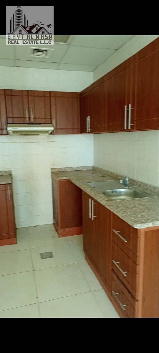 9 kitchen. jpeg