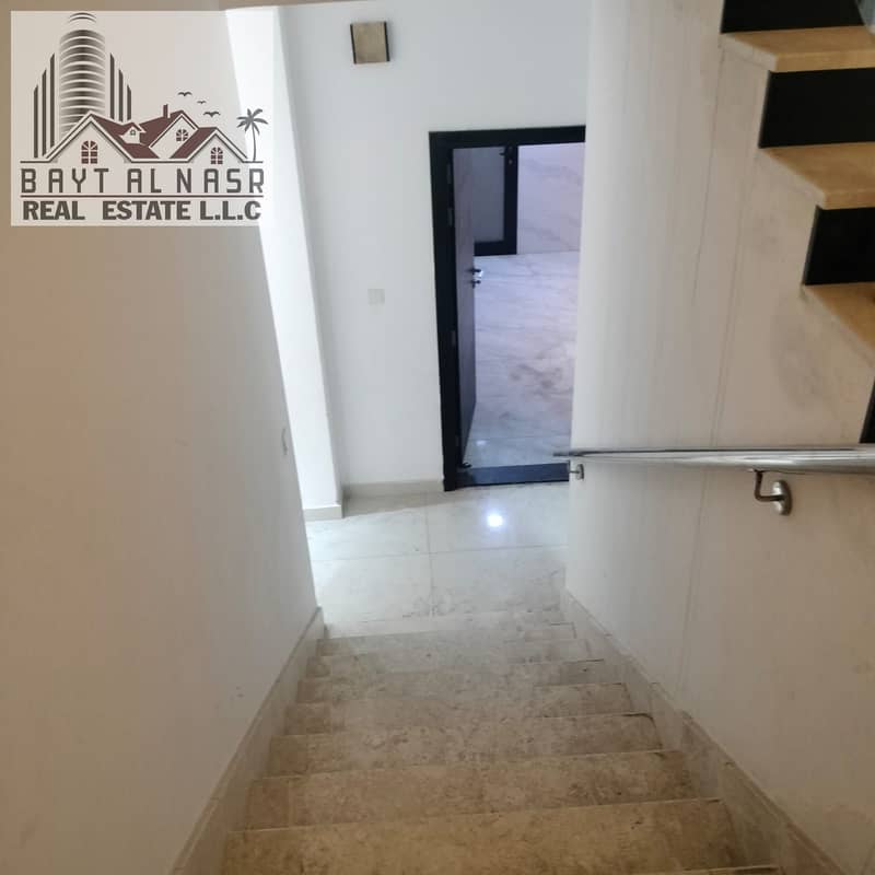 19 STAIRS2. jpeg