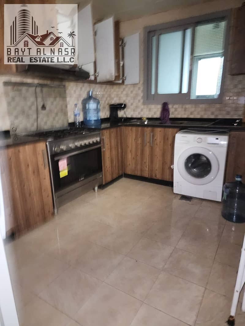 12 kitchen2. jpeg