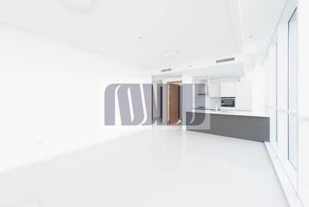 شقة 2 غرفة نوم للايجار في شارع الشيخ زايد، دبي - Burj Al Salam_1315_Kitchen_Lounge. jpg