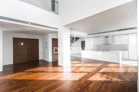 Duplex 4 Bedroom Apartment | Prime Location Duplex 4 Bedroom Apartment | Prime Location