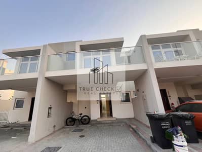 3 Bedroom Townhouse for Rent in DAMAC Hills 2 (Akoya by DAMAC), Dubai - dc52c670-e869-482d-80f0-20b846f71a1f. jpg