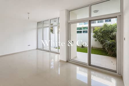 3 habitaciones Townhouse para en Venta en DAMAC Hills 2 (Akoya by DAMAC), Dubai - Casa adosada en DAMAC Hills 2 (Akoya by DAMAC)，Vardon, 3 dormitorios, 1350000 AED - 15359228