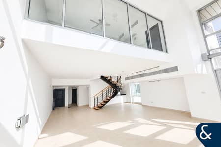 4 Bedroom Flat for Sale in Dubai Marina, Dubai - Duplex unit | Full Marina views | Vacant