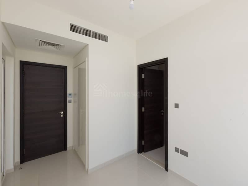 Spacious 3BR Townhouse | Vardon DAMAC Hills 2 Spacious 3BR Townhouse | Vardon DAMAC Hills 2