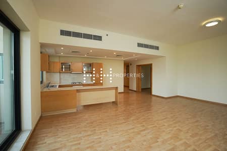 2 Bedroom Flat for Rent in Deira, Dubai - Spacious 2BR with Terrace & Creek Views