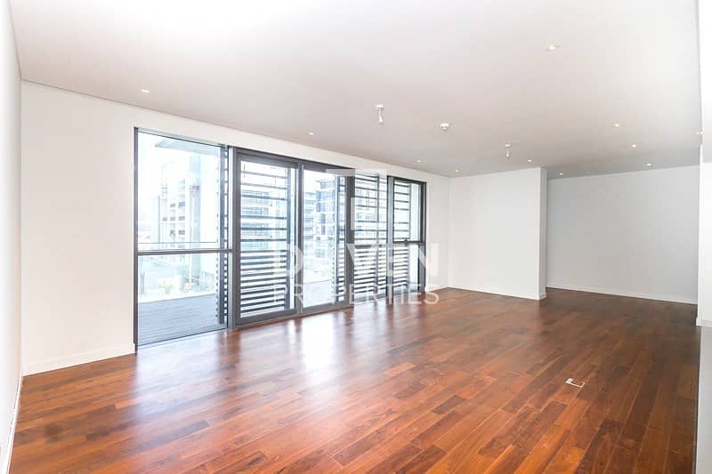 Amazing Spacious Layout Unit Amazing Spacious Layout Unit