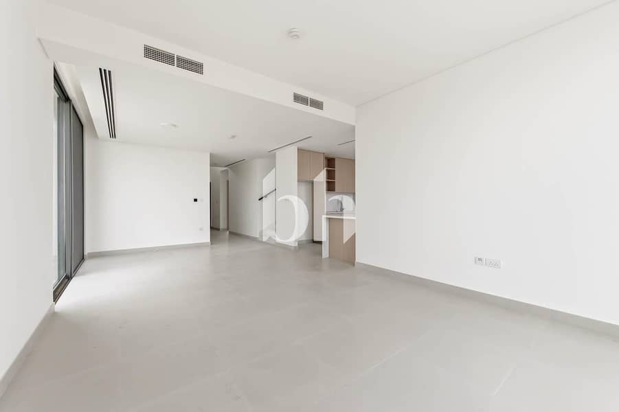 3 images image img
