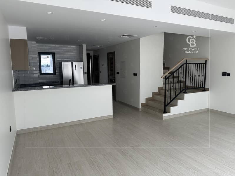 Reihenhaus in DAMAC Lagoons,Santorini, 4 schlafzimmer, 140000 AED - 14146845 Reihenhaus in DAMAC Lagoons,Santorini, 4 schlafzimmer, 140000 AED - 14146845
