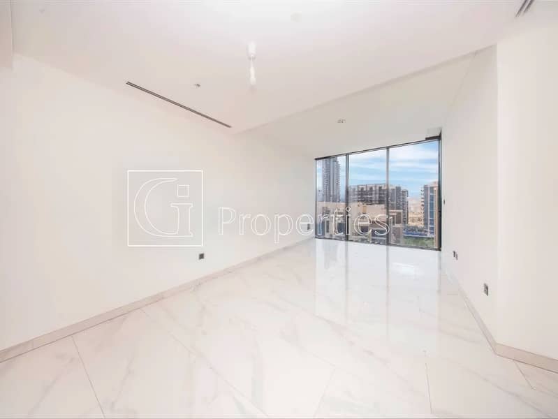 Spacious 1BR | Premium Waterfront | Modern Living - Image 9