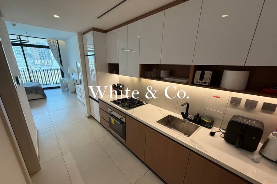 BRAND NEW | VACANT NOW | FULLY FURNISHED - Image 11