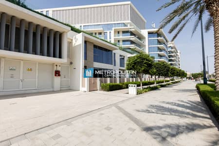 2 Bedroom Townhouse for Sale in Saadiyat Island, Abu Dhabi - Luxury 2BR|Direct Access to Pool|Zayed Museum View 2 Bedroom Townhouse for Sale in Saadiyat Island, Abu Dhabi - Luxury 2BR|Direct Access to Pool|Zayed Museum View