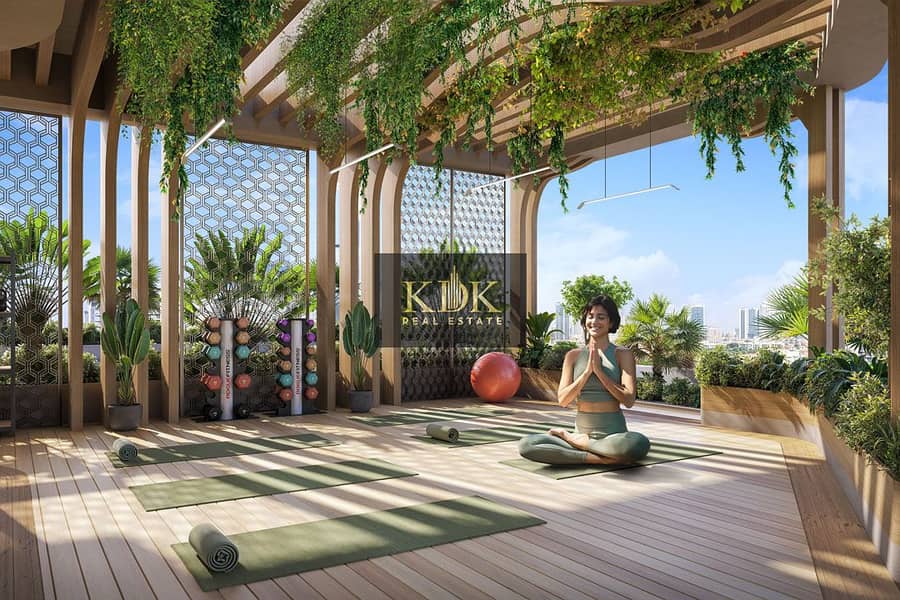 9 outdoor-yoga. jpg