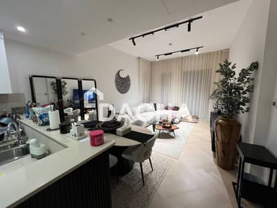 3 Bedroom Flat for Sale in Town Square, Dubai - Pool view | Huge master BR | Nicely upgraded