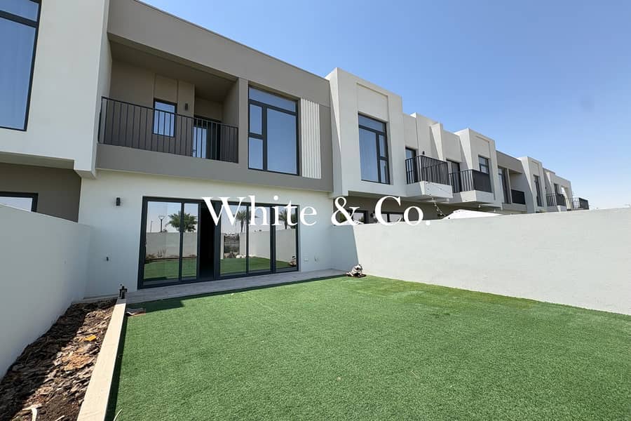 Single Row | Landscaped | Type B Layout Single Row | Landscaped | Type B Layout