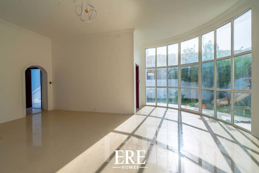 Renovated 5BR Villa | Large Garden | Vacant Renovated 5BR Villa | Large Garden | Vacant