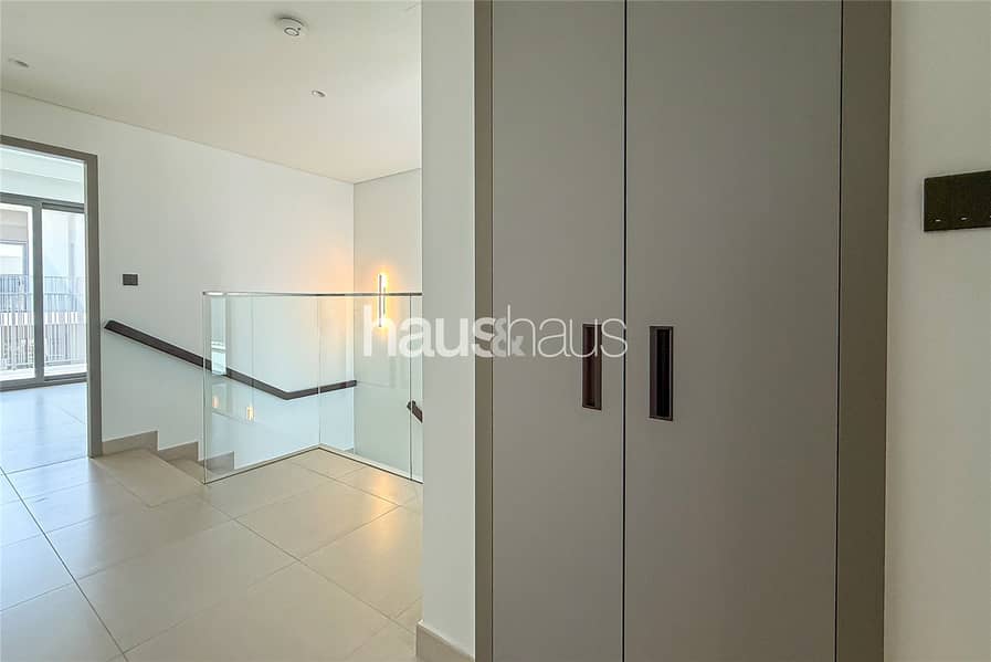 Amazing Location | Vacant | Light Finishing - Image 12