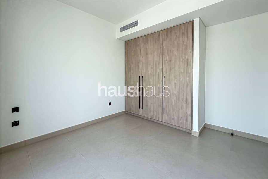 Amazing Location | Vacant | Light Finishing - Image 18