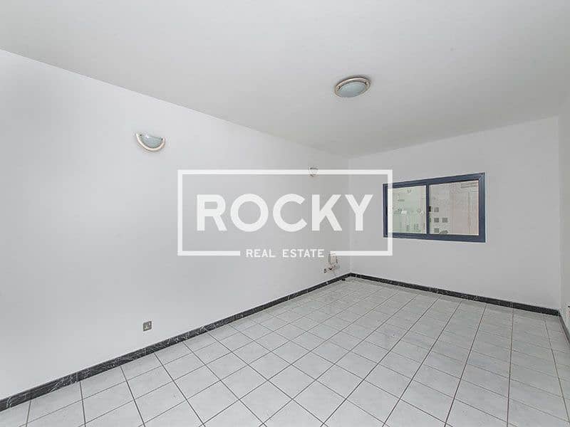 10 Bur-Dubai_AL-MArajan---705---2BR-WB-(11-of-17). jpg