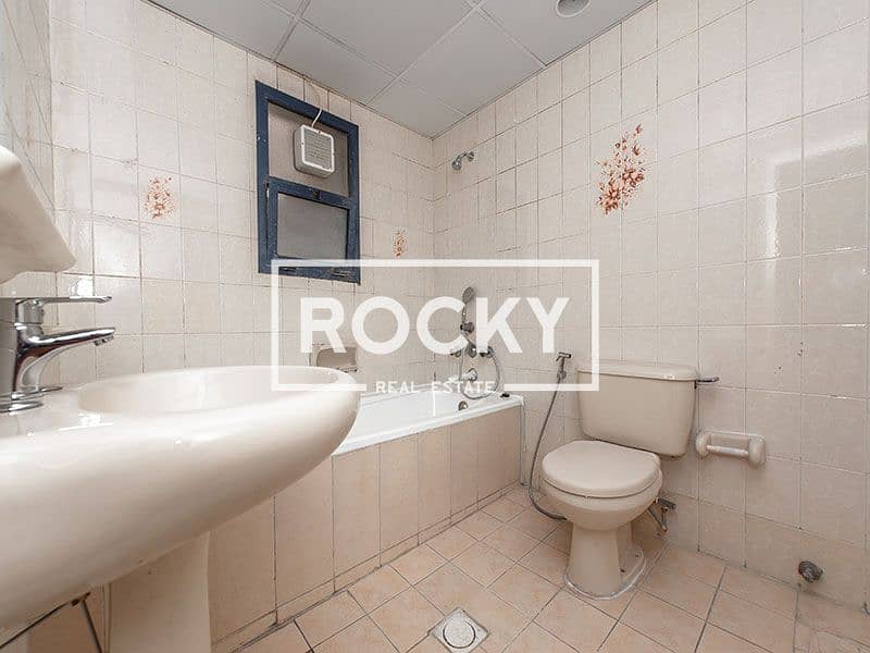 15 Bur-Dubai_AL-MArajan---705---2BR-WB-(10-of-17). jpg