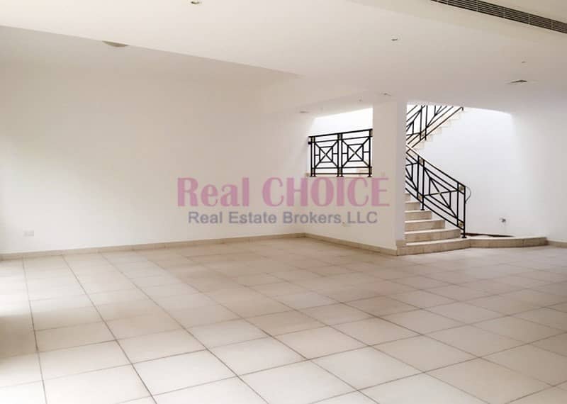 5BR Villa with Private Swimming pool 5BR Villa with Private Swimming pool