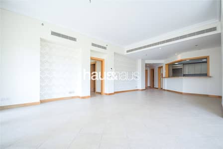 High Floor || C - Type || Right Hand Side High Floor || C - Type || Right Hand Side