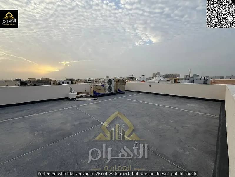 19 840766670-1066x800. webp