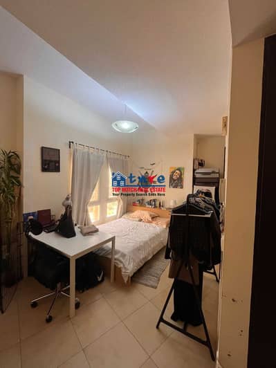 Monolocale in Vendita a Remraam, Dubai - rem3. jpg