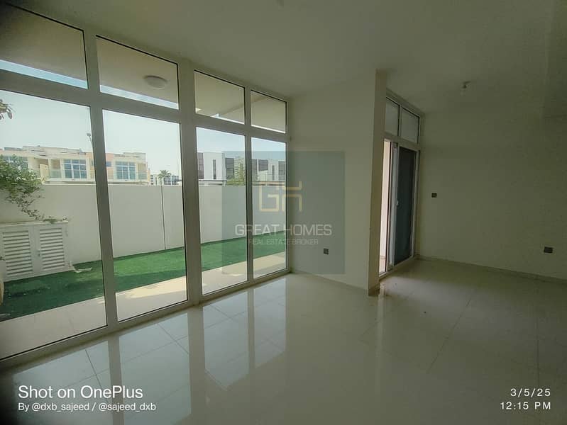 10 AMZ-3BHK-V309-13. jpg