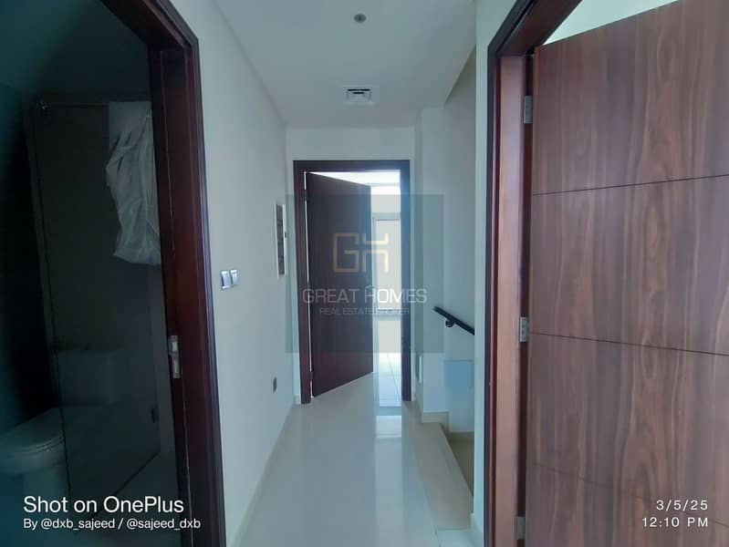 22 AMZ-3BHK-V309-29. jpg