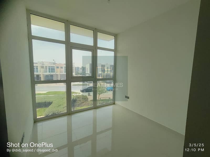23 AMZ-3BHK-V309-31. jpg