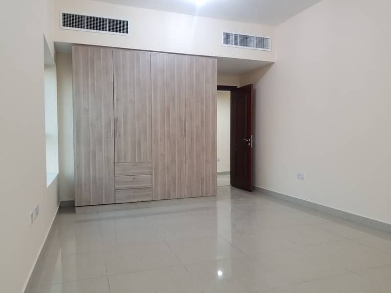 Ultra luxury 1bhk with balcony wardrobes central ac new building like brand new available in mussafah shabiya 45k