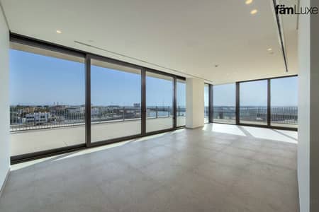 3 Bedroom Flat for Rent in Jumeirah, Dubai - Full Canal & Sea Views | Biggest 3BR |Huge Terrace