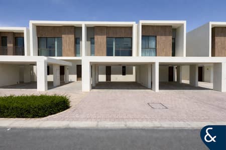 3 Bedroom Townhouse for Sale in The Valley by Emaar, Dubai - 3BR + Maids | Single Row | Center Kitchen