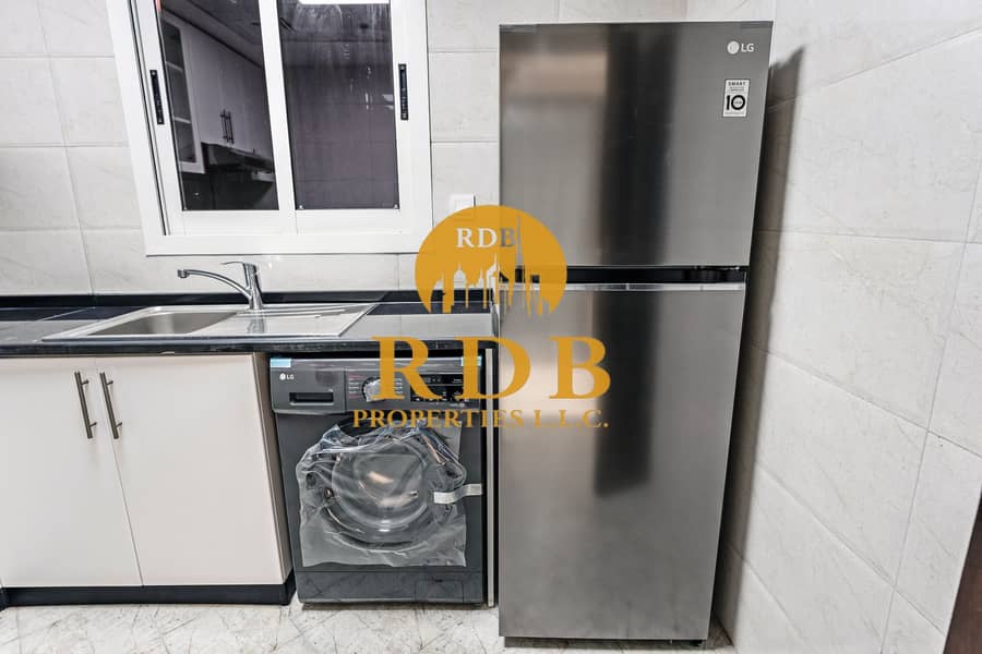8 KITCHEN 4. jpg