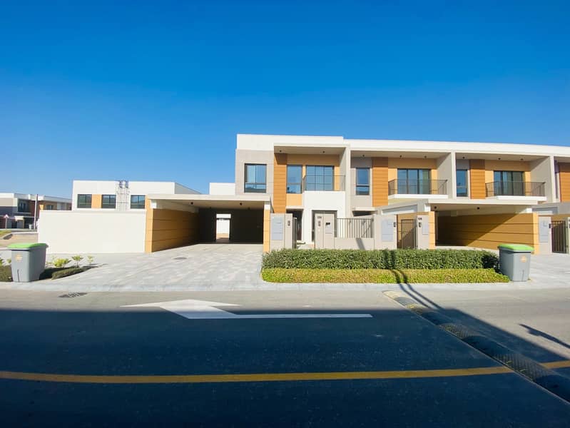 Brand New Luxury Corner Villa | 5 Master Bedrooms + Guest Room | Prime Location Near Entrance | Plot Size: 5,660 Sq. Ft Corner - Image 1