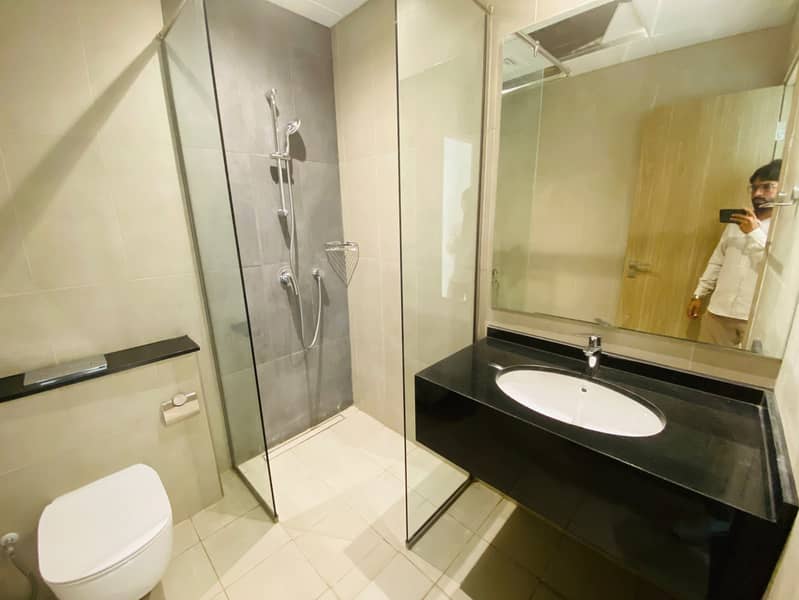 Brand New Luxury Corner Villa | 5 Master Bedrooms + Guest Room | Prime Location Near Entrance | Plot Size: 5,660 Sq. Ft Corner - Image 25