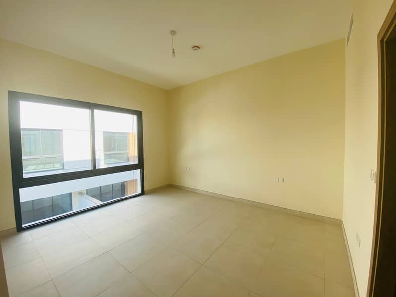 Brand New Luxury Corner Villa | 5 Master Bedrooms + Guest Room | Prime Location Near Entrance | Plot Size: 5,660 Sq. Ft Corner - Image 26