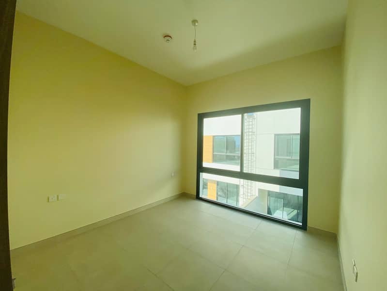 Brand New Luxury Corner Villa | 5 Master Bedrooms + Guest Room | Prime Location Near Entrance | Plot Size: 5,660 Sq. Ft Corner - Image 28
