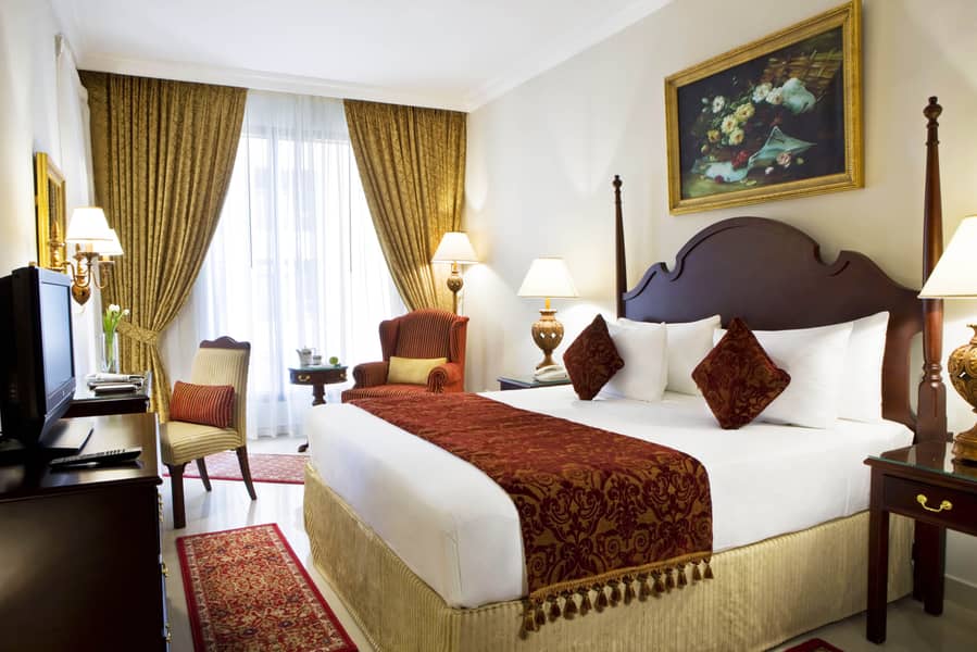 13 MERCURE DUBAI Bedroom 003. jpg