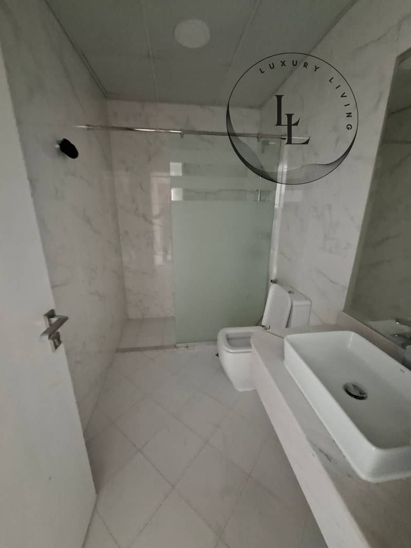 9 66820. jpg