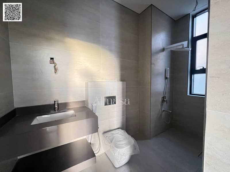 13 7976ab03-d7e1-4629-ac6b-e2f0b63e6d67. jpg