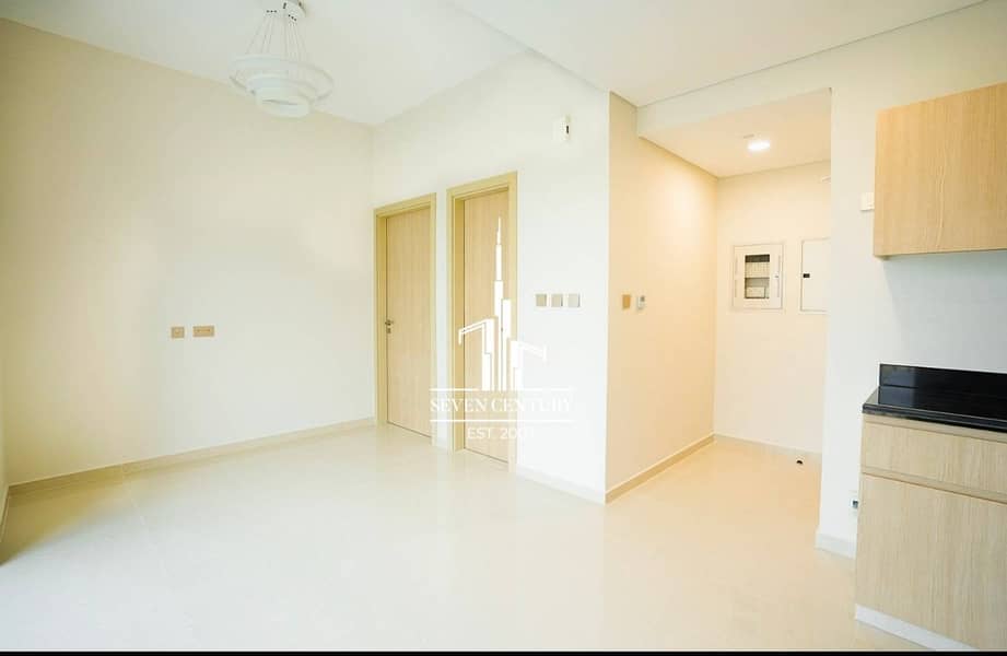 Hot Deal 1BHK | Strong ROI 7.4% | Recently Rented Hot Deal 1BHK | Strong ROI 7.4% | Recently Rented