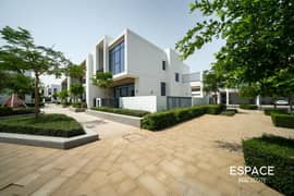 Vacant | Exclusive | Signature Townhouse