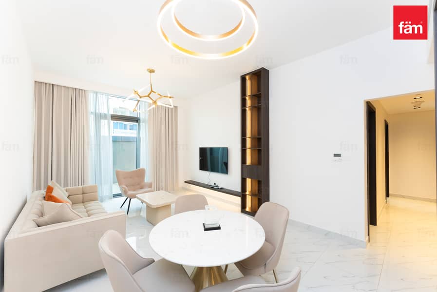 Huge Study | Laundry Room | Pool | Massive Size Huge Study | Laundry Room | Pool | Massive Size