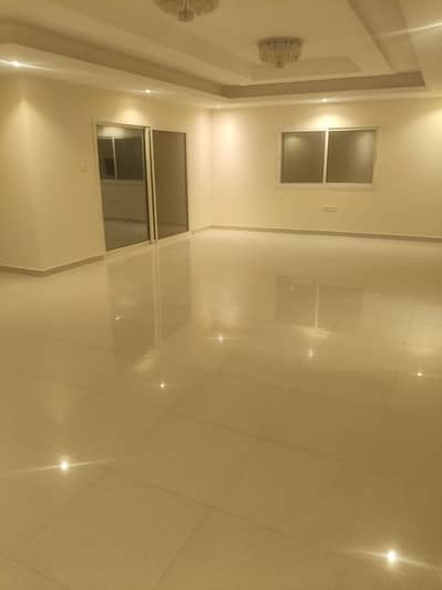 5 Schlafzimmer Villa zum zur Miete in Corniche Ajman, Ajman - WhatsApp Image 2026-06-04 at 1.01. 48 PM (1). jpeg 5 Schlafzimmer Villa zum zur Miete in Corniche Ajman, Ajman - WhatsApp Image 2026-06-04 at 1.01. 48 PM (1). jpeg